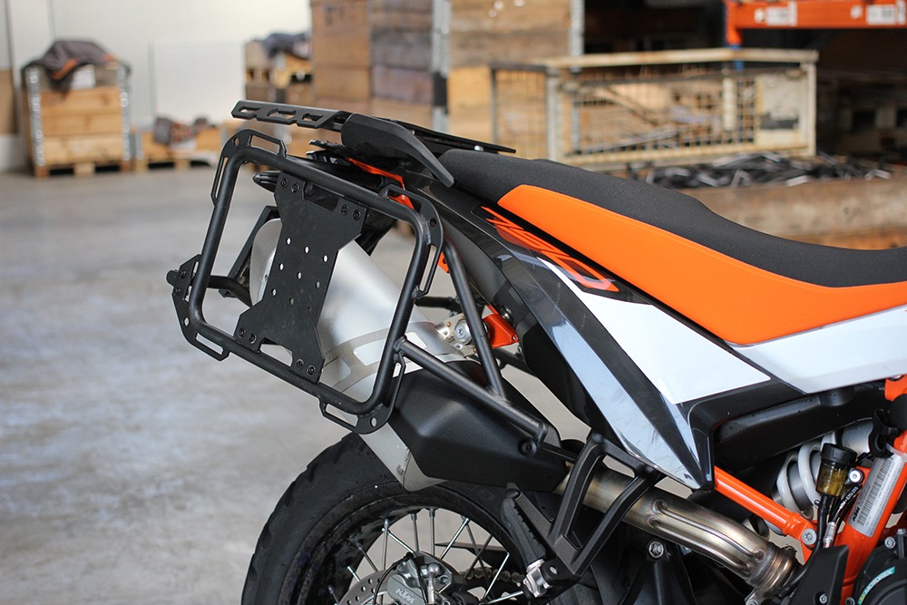 Ktm 790 adventure r luggage online