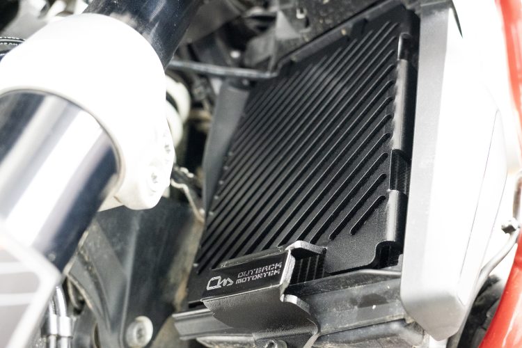BMW R 1300 GS / GSA – Radiator Guards - Image 4